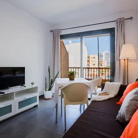Apartamento Cristianos Center Iii