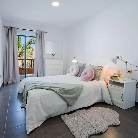 Cristianos Center Iii * لوس كريستيانوس