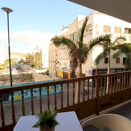 Cristianos Center Iii شقة